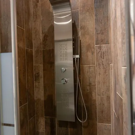 Modern Design Close To Center * Θεσσαλονίκη