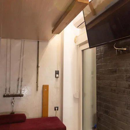 Apartment Modern Design Close To Center *